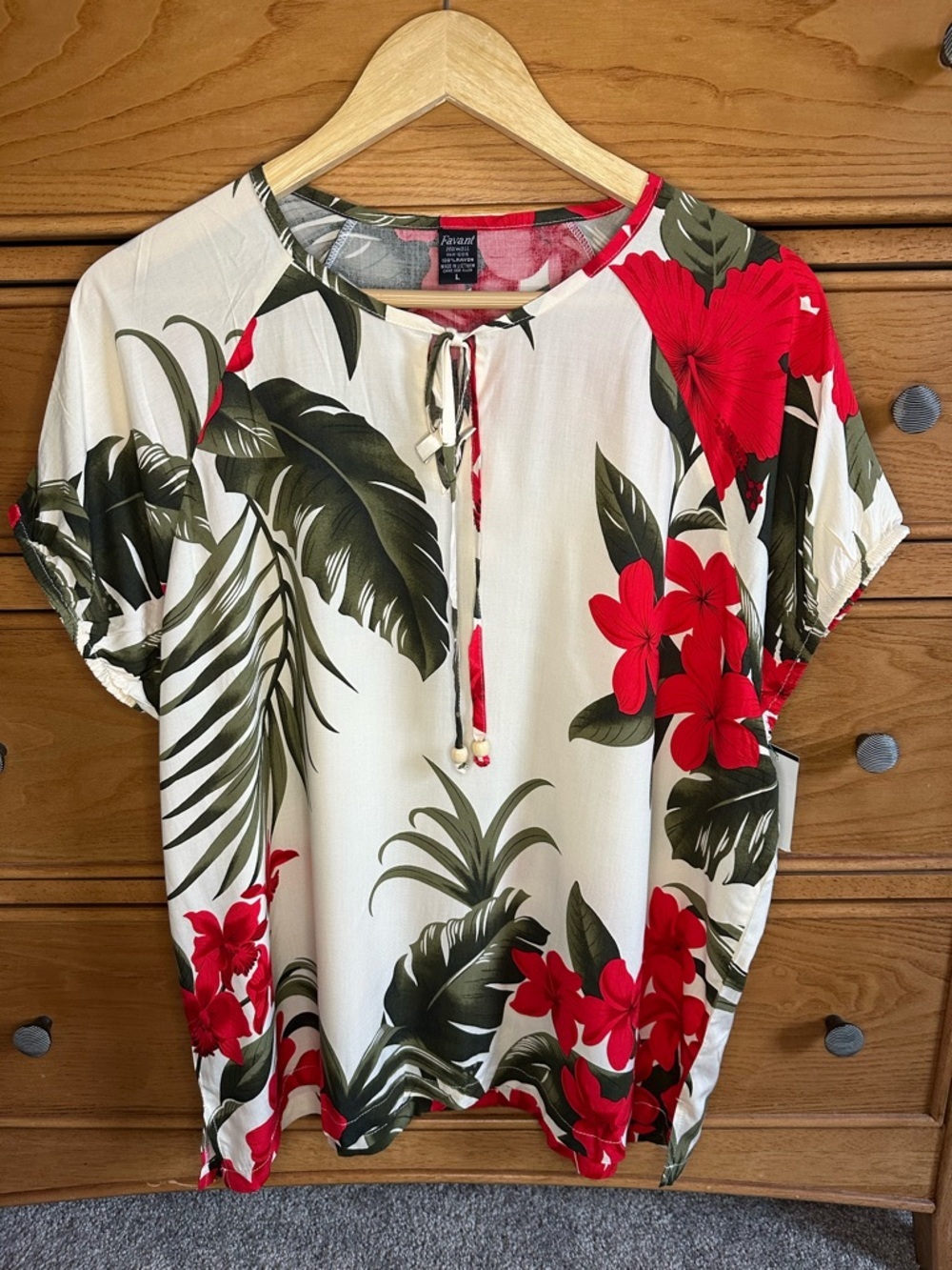 Favant Hawaii Floral Blouse Womens L Red & Green Beach Resort Vacation Summer